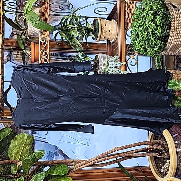 Club Monaco dress - Picture 2 of 4